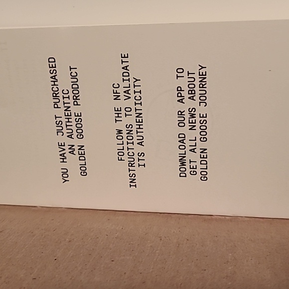 Golden Goose Women's Leather NIB  size 9 sneakers - Picture 4 of 15